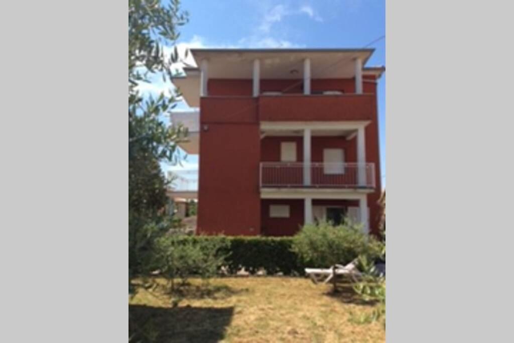 Cozy Apartment Umag Exterior photo